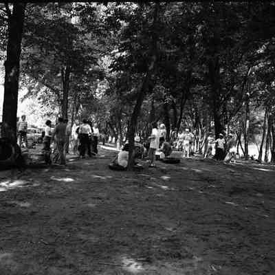 Crowds and traffic September 4 and 5, Labor Day weekend, Harpers Ferry