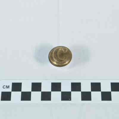 Brass Confederate cavalry uniform button