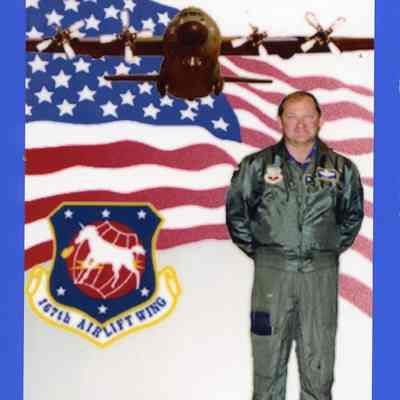 Announcement of 167th Airlift Wing retirement dinner for Wayne Lloyd