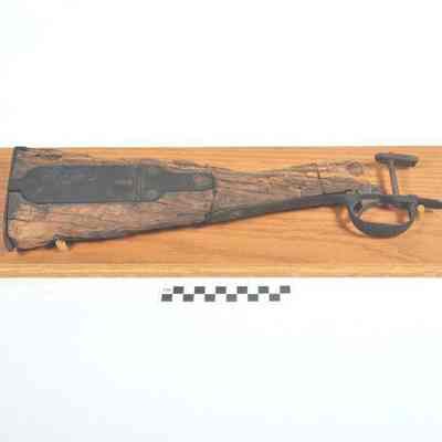 Broken butt stock from 1841 Model Mississippi Rifle