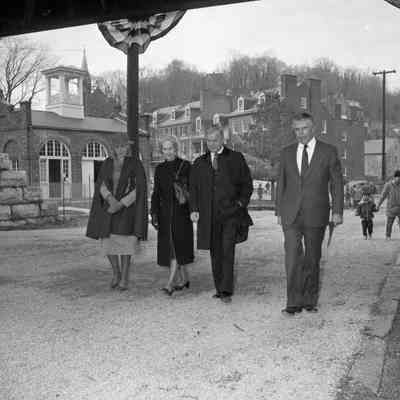 Dedication of Potomac River foot bridge
