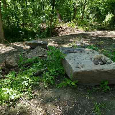 Shannondale iron furnace: Copyright: E. C. Field; Origformat: Other