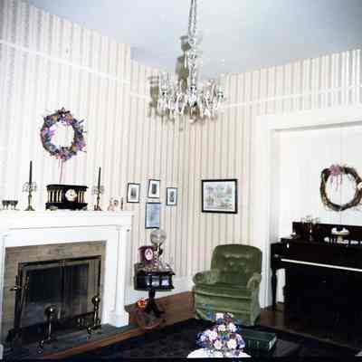 Carriage House - interiors