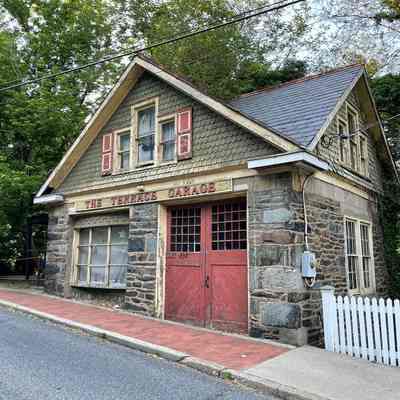 Marquette & Bready Garage