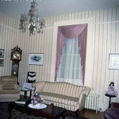 Carriage House - interiors