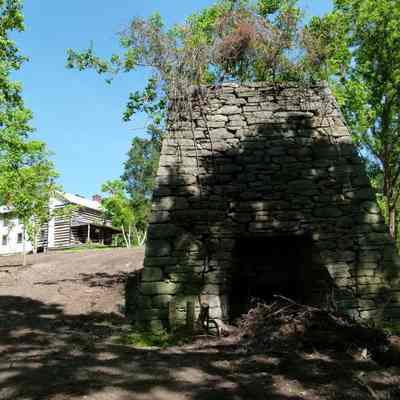 Shannondale iron furnace: Copyright: E. C. Field; Origformat: Other