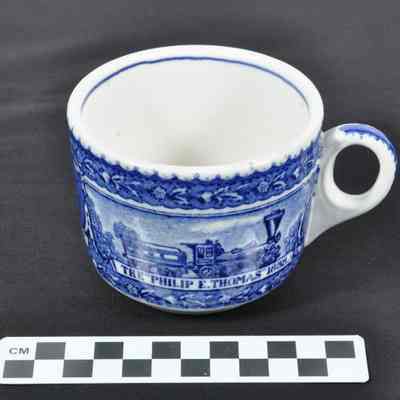 Blue and white china commemorative cup