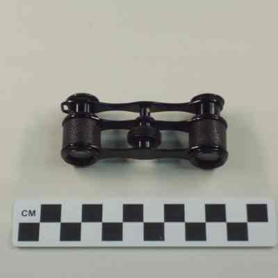 Opera glasses