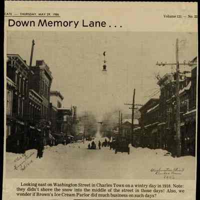 Looking east on West Washington Street in Charles Town, 1918 (IMG3908138)