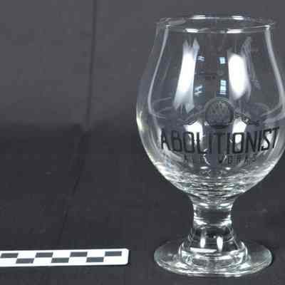 Clear, footed glass used to serve ale
