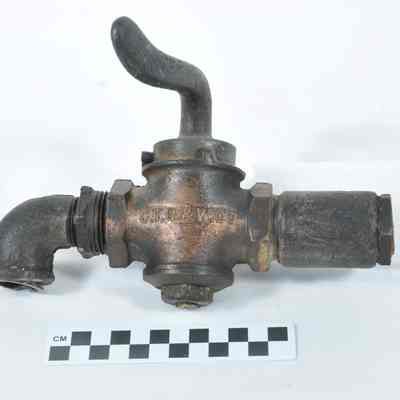 Brass gas valve with large handle for shutting off gas