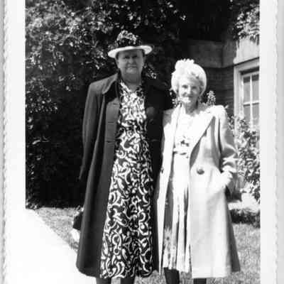 Carlotta Dice Gruber Milton & Nelly Rebecca Moyers Simmons - June, 1950