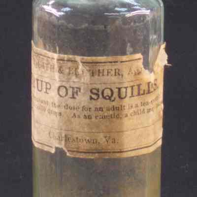 12 sided pharmacy bottle with glass stopper