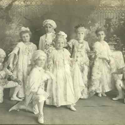 Photo of eight children in colonial costume