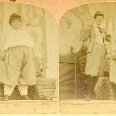 Stereograph of two women