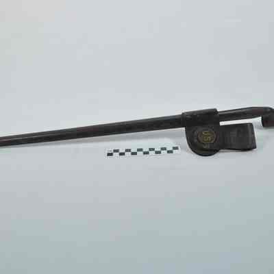 Bayonet with metal scabbard