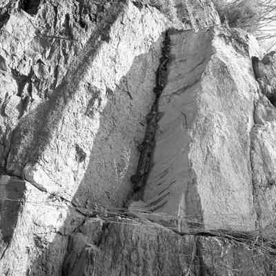 Drilling and pining rock behind Stage Coach Inn and near Catholic Church