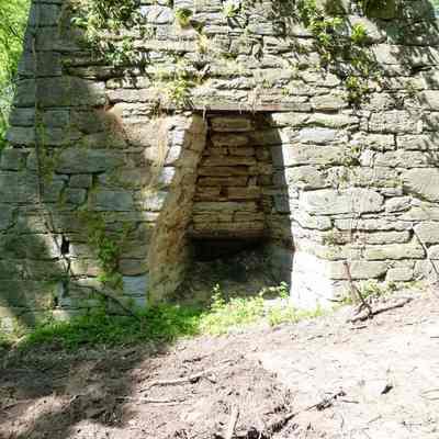 Shannondale iron furnace: Copyright: E. C. Field; Origformat: Other
