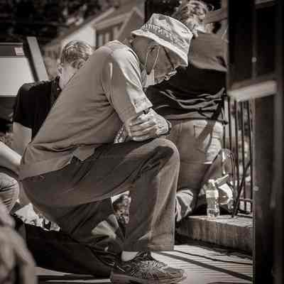 George Rutherford kneeling during Black Lives Matter rally (IMG3915018)