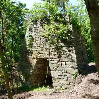 Shannondale iron furnace: Copyright: E. C. Field; Origformat: Other
