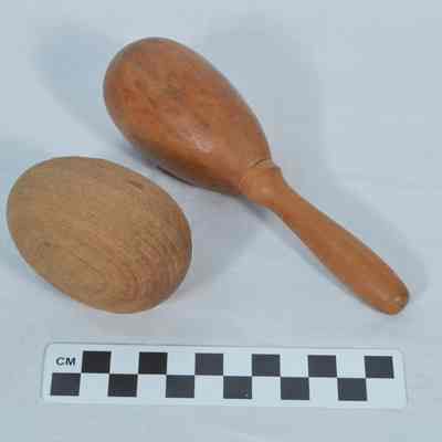 Darning eggs