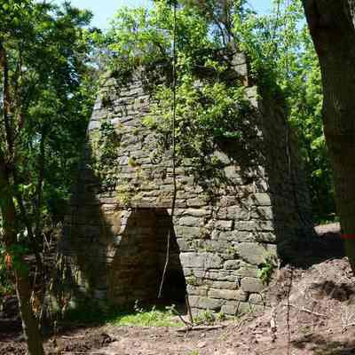 Shannondale iron furnace: Copyright: E. C. Field; Origformat: Other