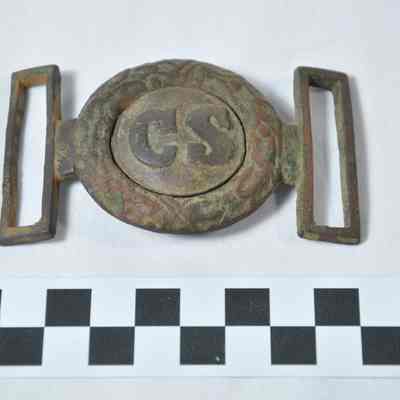 Two piece waist belt plate