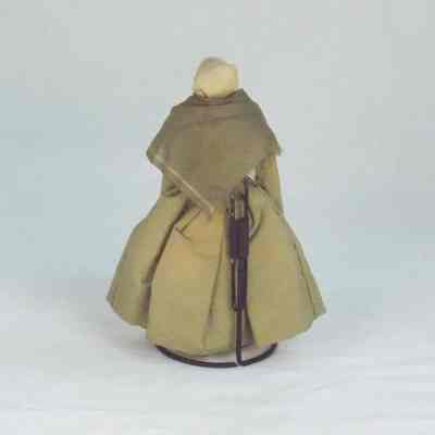 "Quaker Lady" doll with papier-mache head