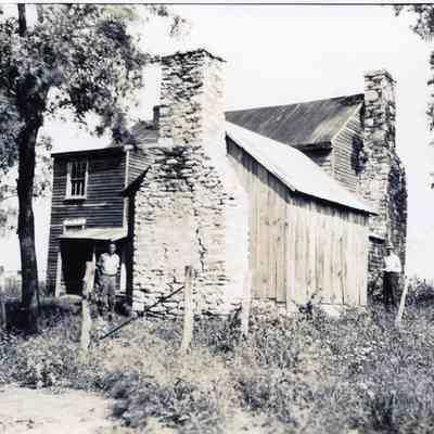 Hannah House showing two stone chimneys