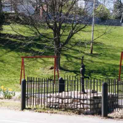 Park at Hull's Pump, West Washington Street