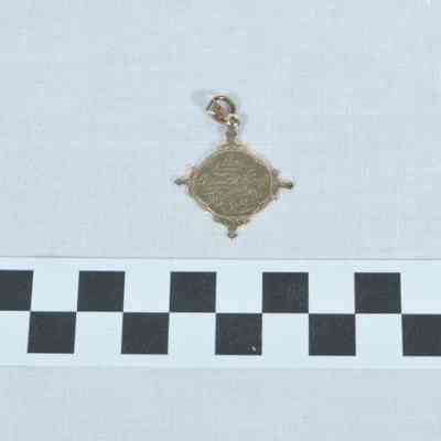 Daisie Hooff pendant