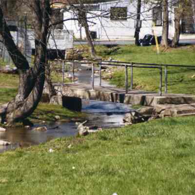Park at Hull's Pump, West Washington Street