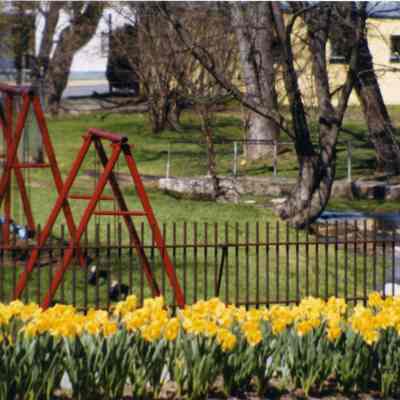 Park at Hull's Pump, West Washington Street