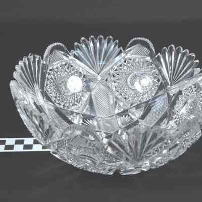 Clear cut glass bowl