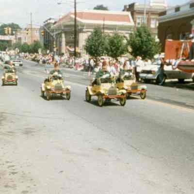 Bicentennial Parade in Charles Town
