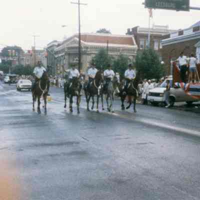 Bicentennial Parade in Charles Town