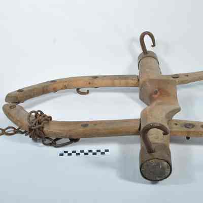 Wood and iron yoke