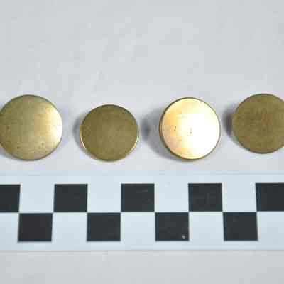 Four common Civil War brass uniform buttons