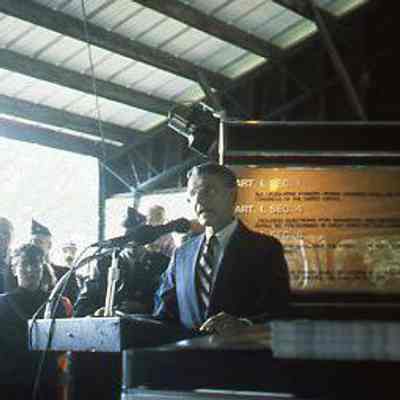 Lt. Gen. Robert Arder introduces John O. Marsh, Jr.