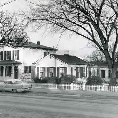 Helena Platt Murphy Memorial Library