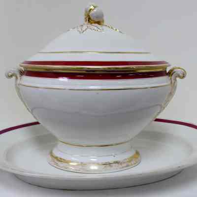 Tureen and serving platter: Origformat: Other
