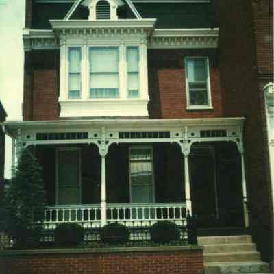 D. S. Hughes manufacturer of fine cigars on W. Washington St.