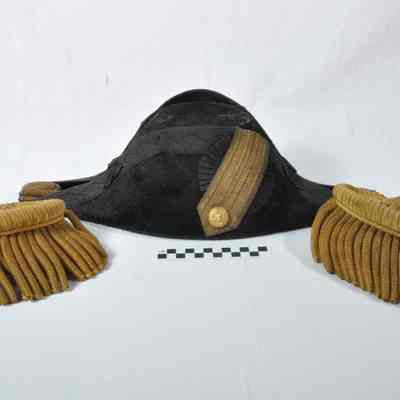 Epaulets and an admiral's hat