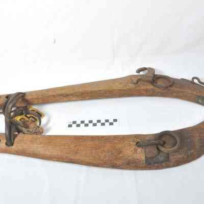 Large wood and iron hames