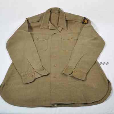 World War II OD brown long-sleeved uniform shirt