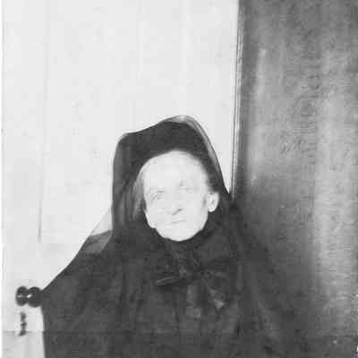 Virginia Osburn Shutt about 1922
