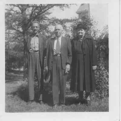 Ira Portmess, James & Dice Milton at Fay Portmess Hill's home - c1960