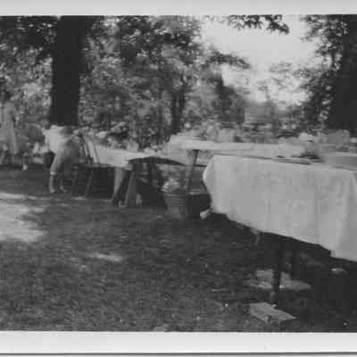 picnic at home of Jessie Gray, Halltown, WV - 1926 or 1927