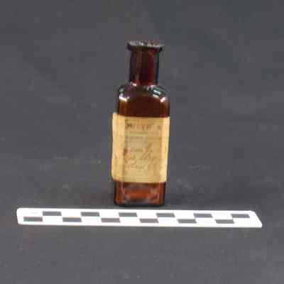 Dark brown rectangular pharmacy bottle