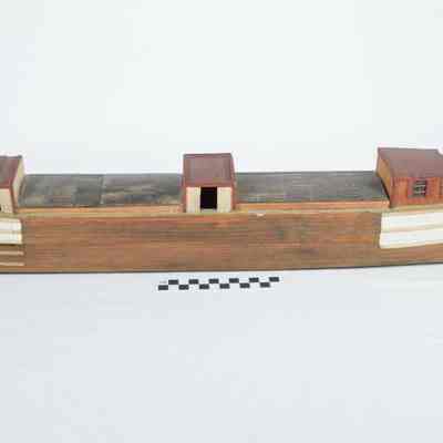 Model of Chesapeake & Ohio Canal boat